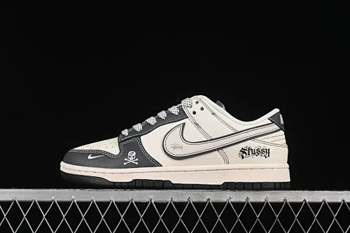 All categories Nk SB Dunk Series Nk SB Dunk Low High-end customized low-top sneakers Nike SB Dunk Low Stusi co-branded Beige and black skull Anniversary high-end customized low-top casual sneakers ZH2598-270
